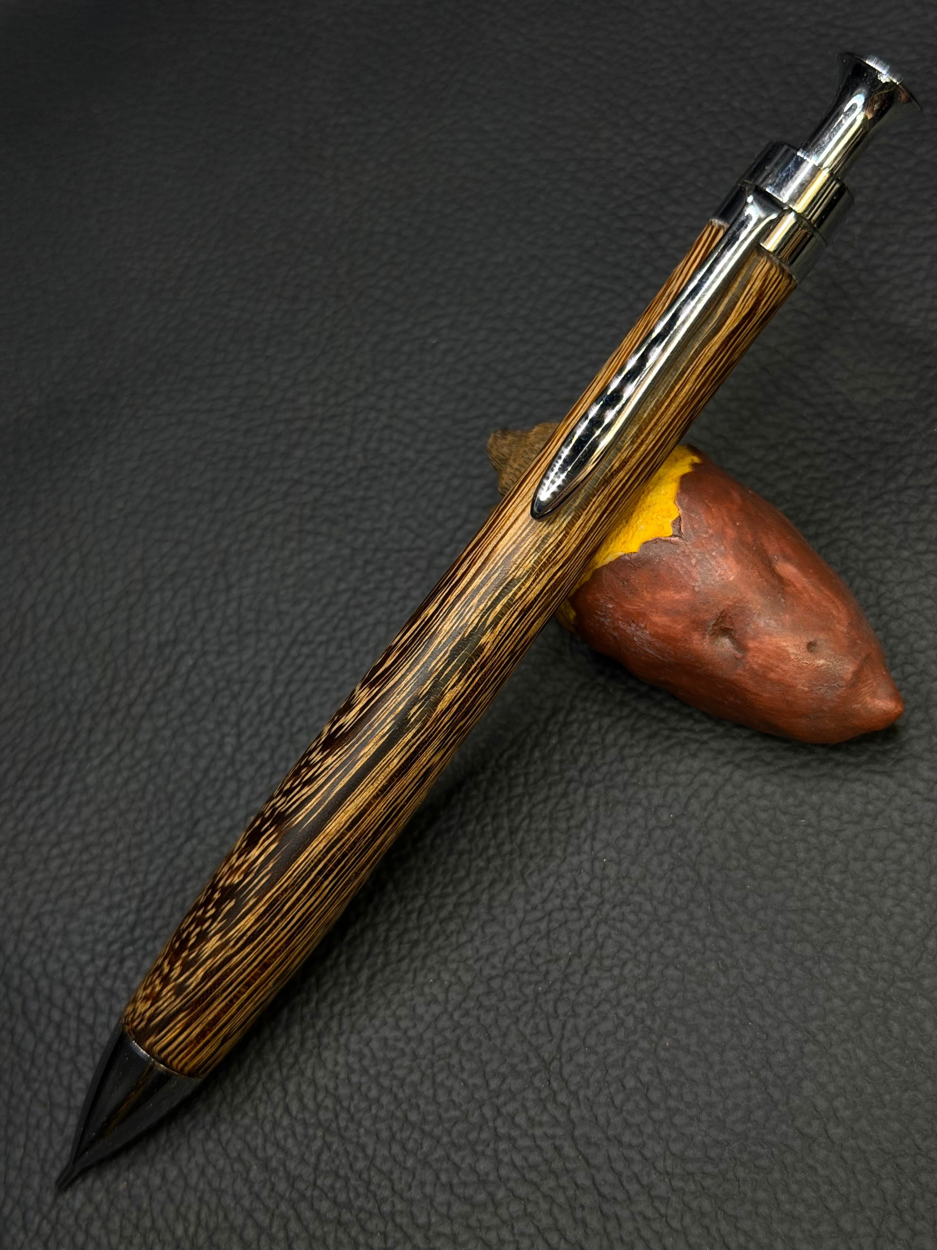 31 極上花梨瘤 0.5mmシルバー金具 | こぶた工房