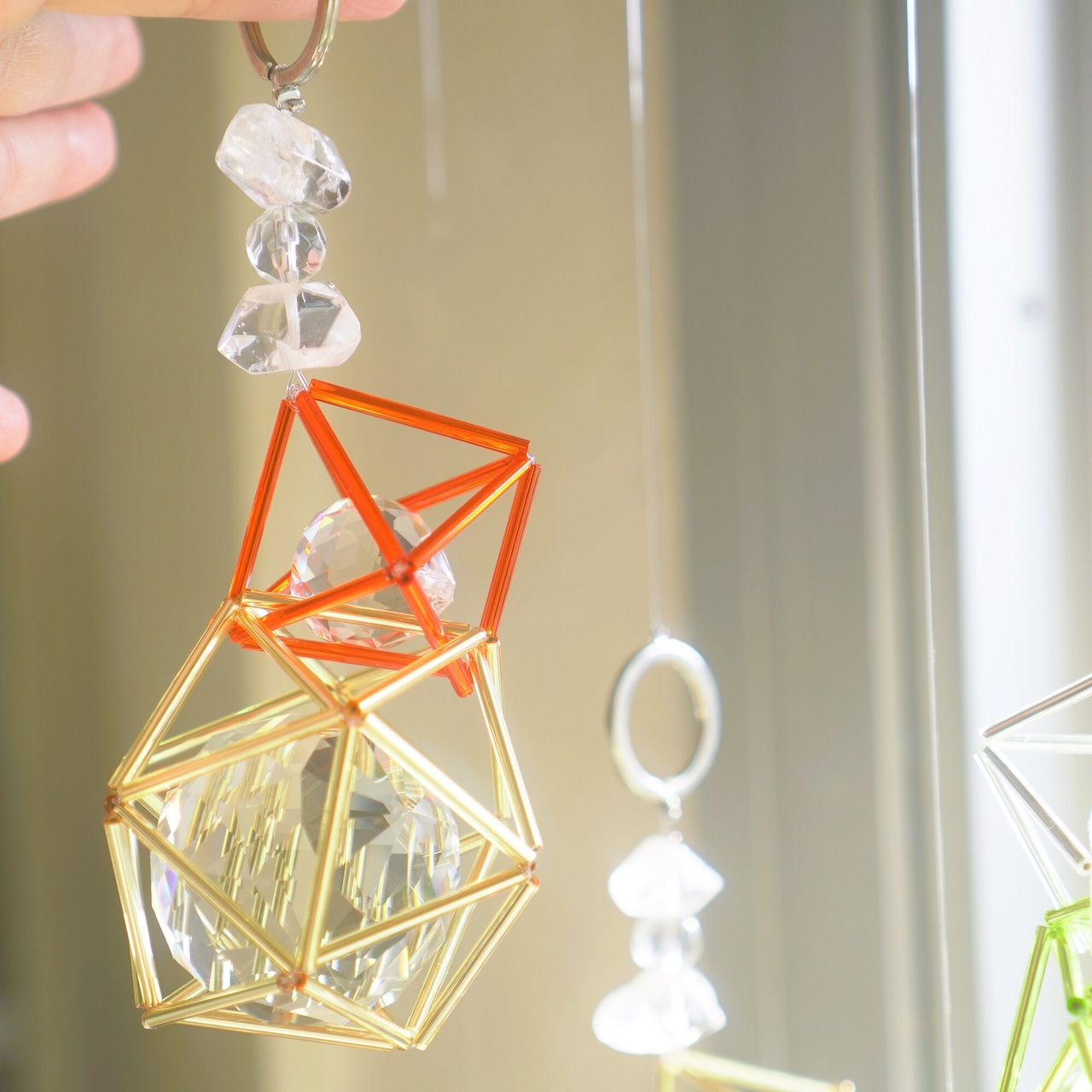 Twin Crystal - Single / ツインクリスタル / Light Healing Crystal Suncatcher