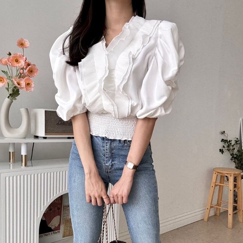 Vネックパフスリーブフリルシャツ