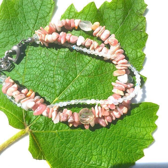【一点物】✦RoseisRoseisRose✦⋆.·インカローズ&薔薇のカービングスモーキィクォーツ&レインボームーンストーンの三連ブレスレット⋆.·✦