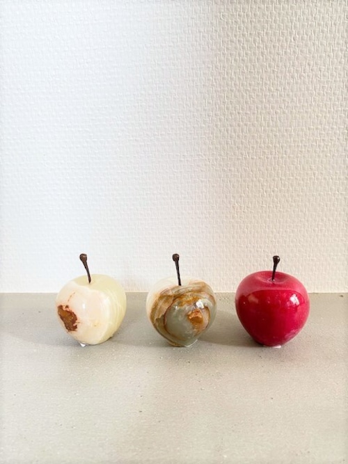 Marble Apple 　S size 　（ホワイト / ストライプ / レッド ）