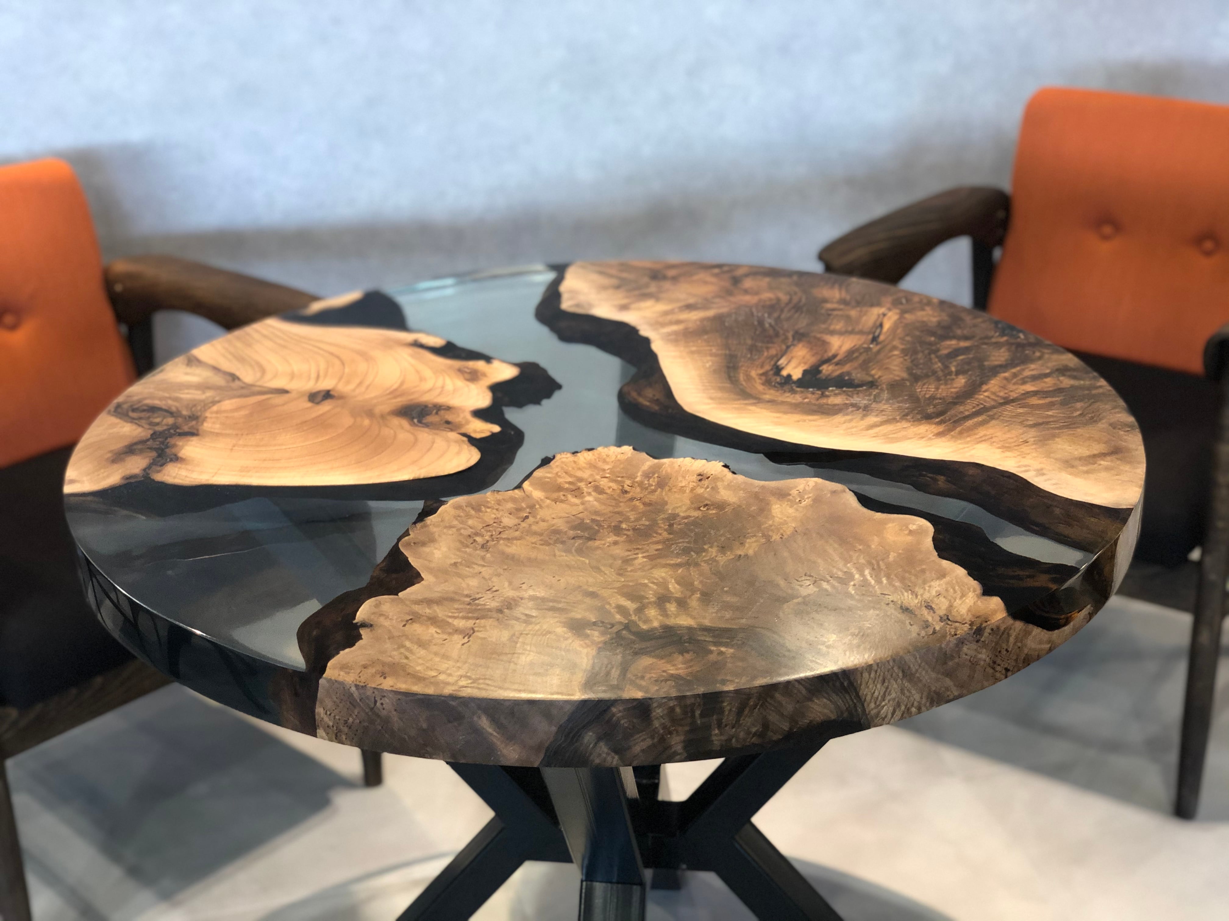 resin×walnut circle table/レジン×ウォルナット丸テーブル | Canreate（キャンリート） powered by BASE