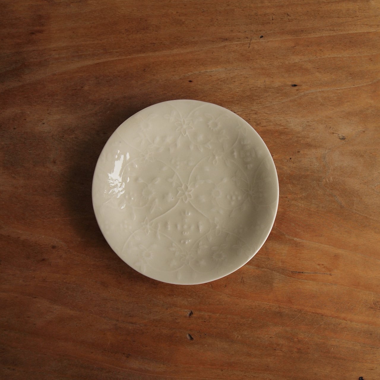 稲村真耶 | 白磁輪花楕円皿 | DEEKA