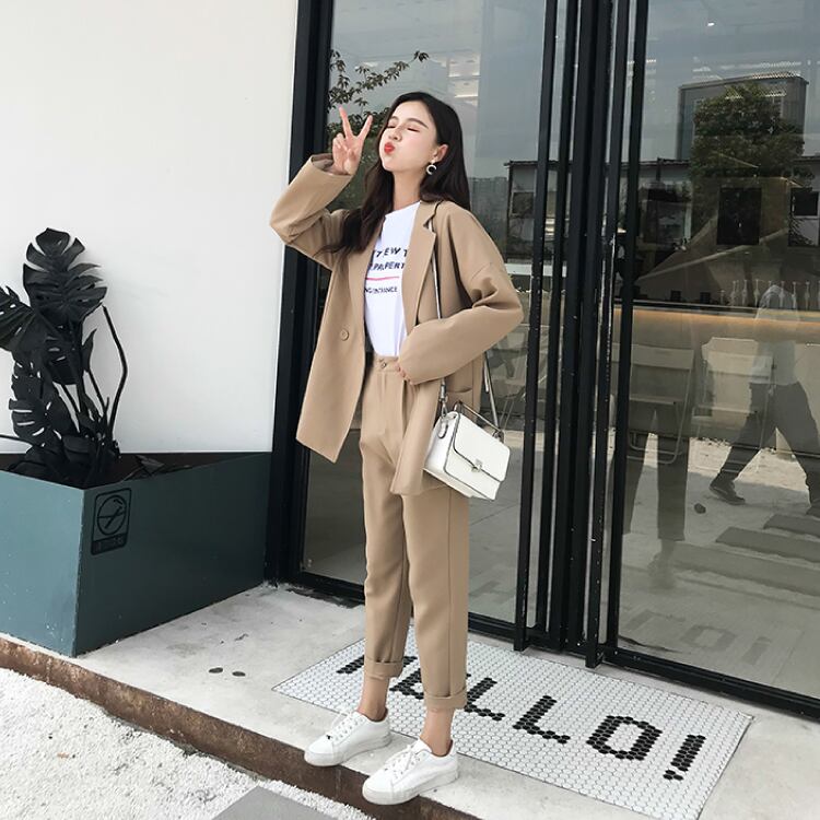 S Xl キャメル パンツスーツ レディース 入学式 入園式 卒園式 七五三 ママ 2点セット ジャケット パンツ Q Toworld キュートワールド 子供服 メール便は何点でも送料の合計は280円