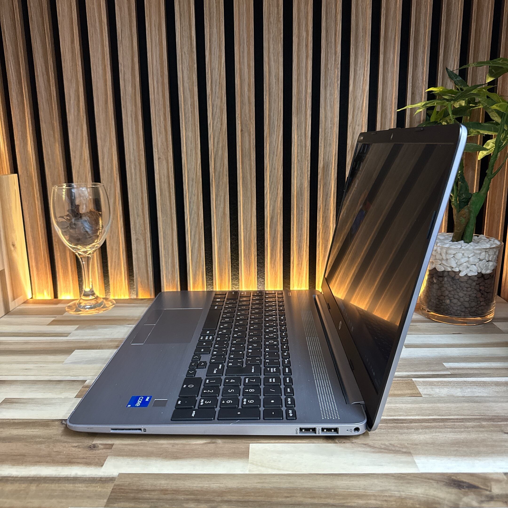 最新2023年モデル』HP 250 G9 i5第12世代 メモリ8GB SSD256GB フルHD
