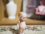 美しい指の小さな小さなビスクドール Hertwig 画像11