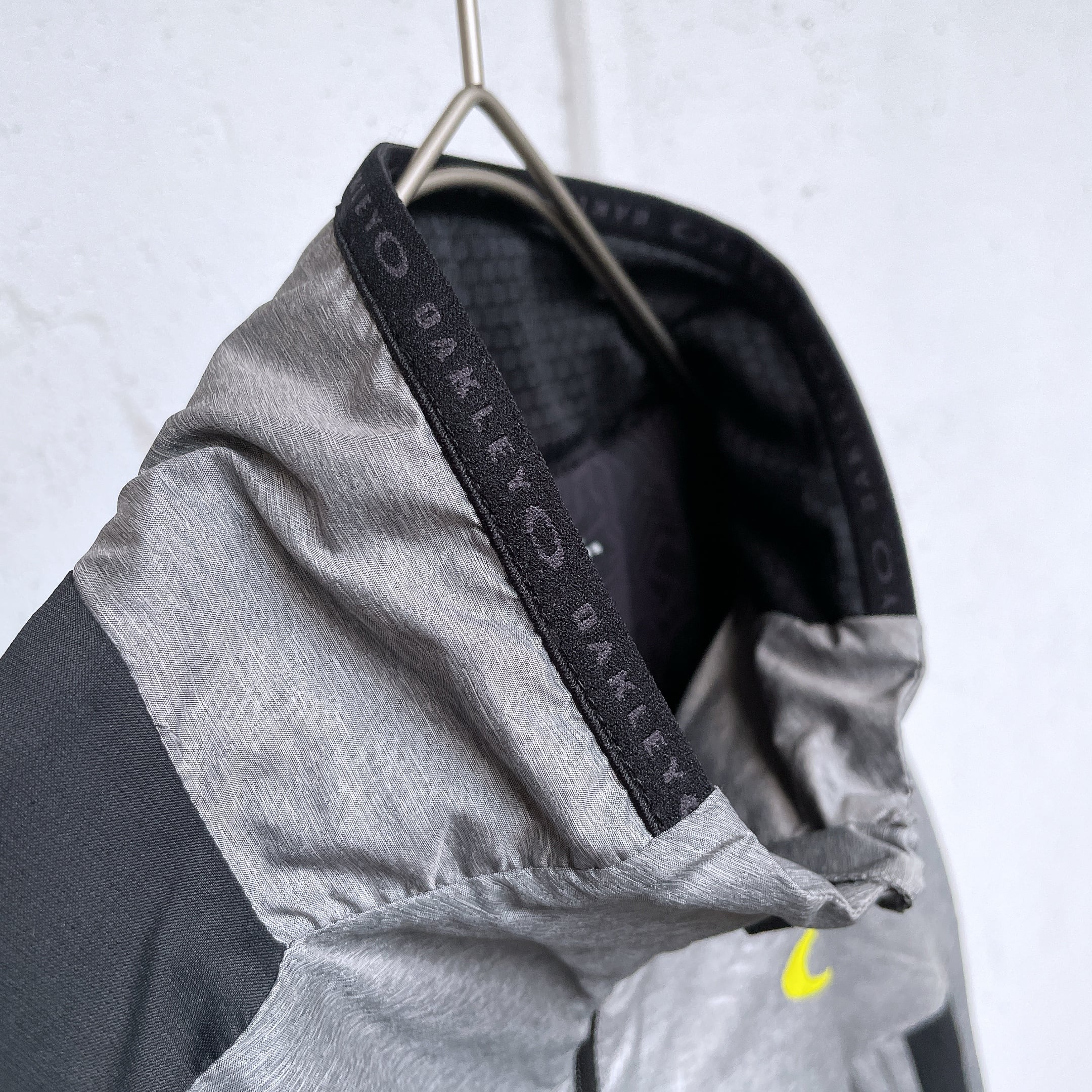 OAKLEY TYPE-02 Mat silver × Black Bi color technical blouson