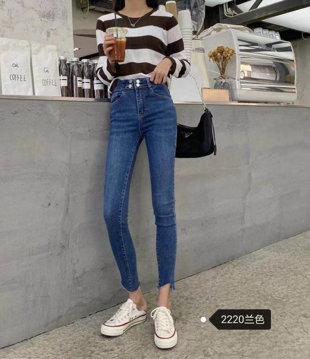 裾カットデニムパンツ