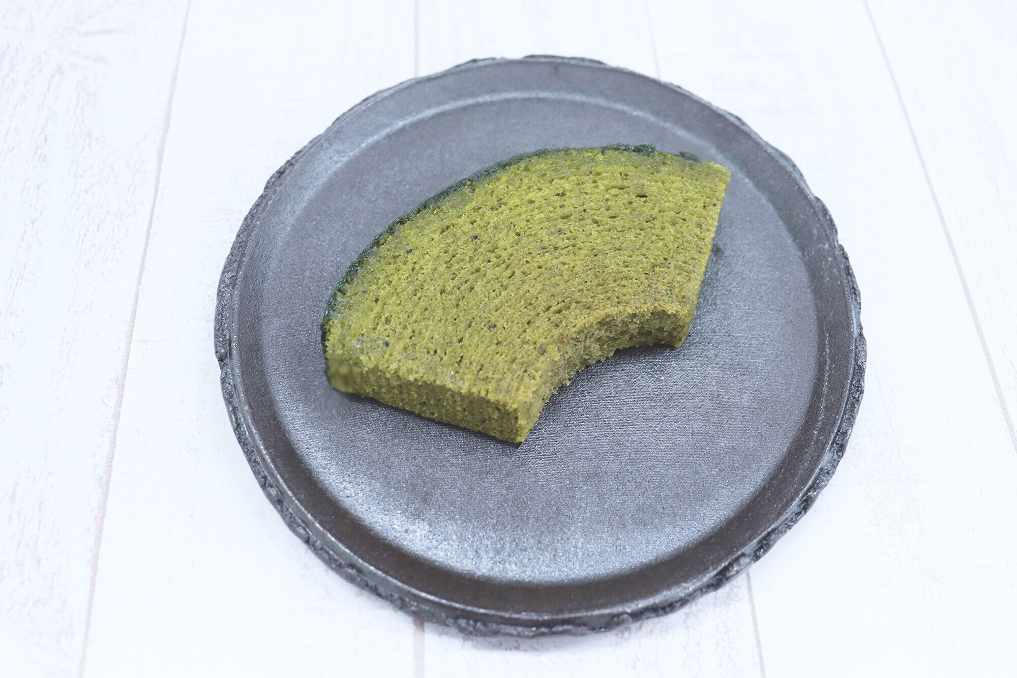 ソフトバウム西尾抹茶 カット