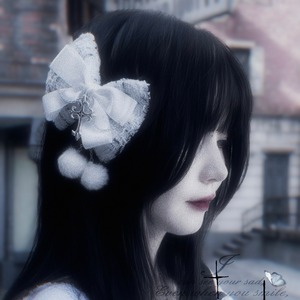 ツイードリボンと十字架のヘアアクセサリー/ヘアクリップ 地雷系 病みかわいい メンヘラ ゴスロリ ゴシック ヘアアクセ ヘアクリップ 白 黒 量産型 リボン推し活 やみかわ