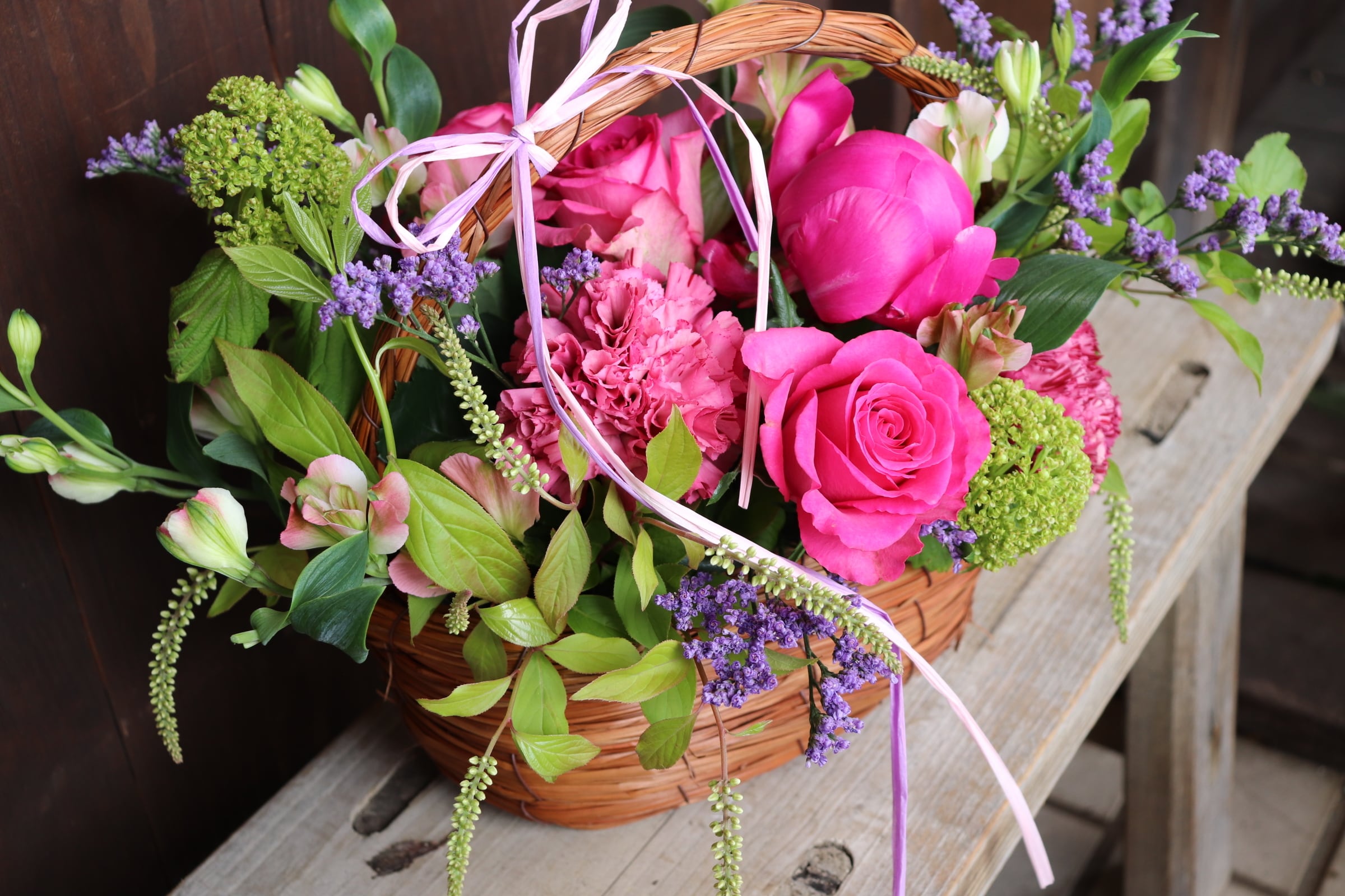 季節のフラワーアレンジメント《M》 | 花屋ペレ｜ おしゃれな花束