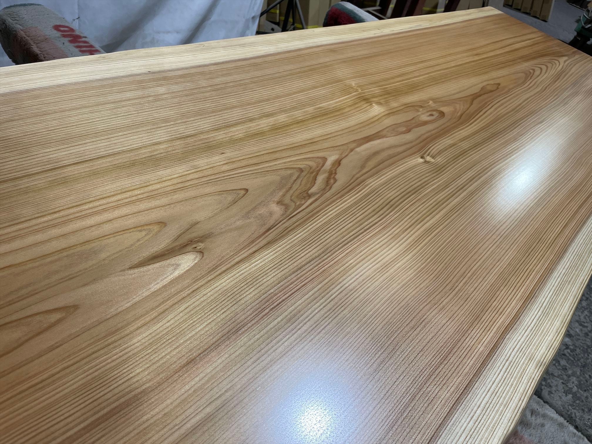 杉9131 一枚板無垢 1940x670-710x50mm 乾燥材 センターテーブル