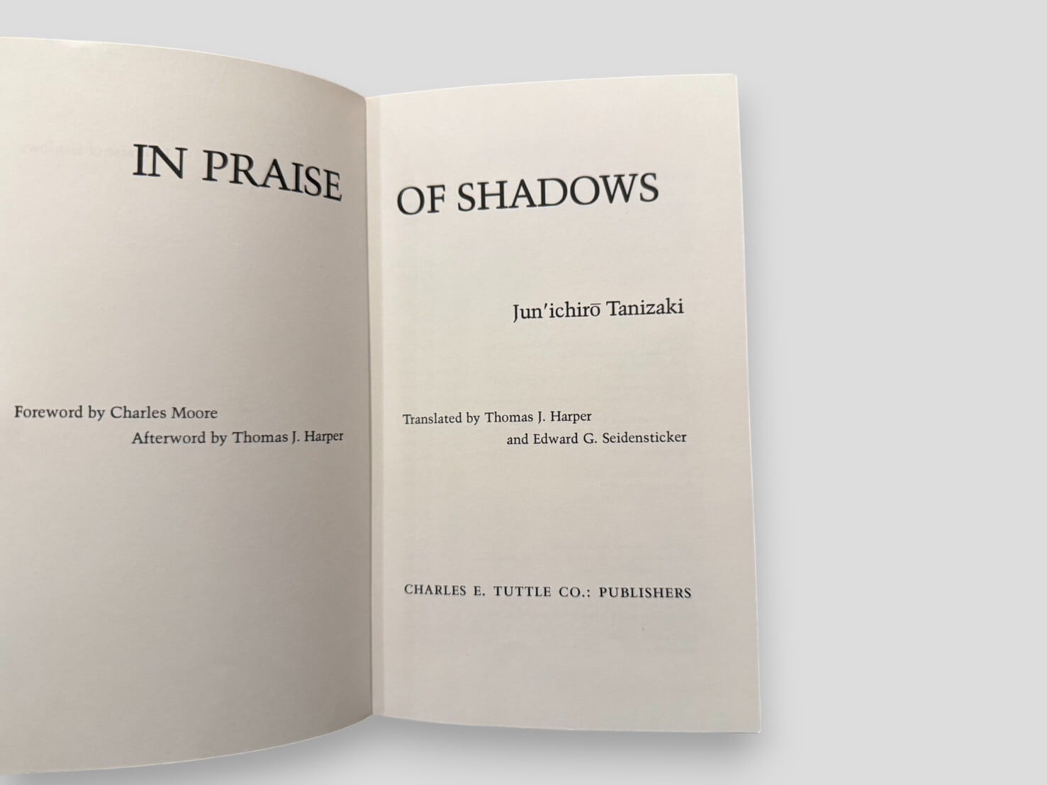 SJ784】【FOURTH TUTTLE PRINTING】In Praise of Shadows(1992) /Jun