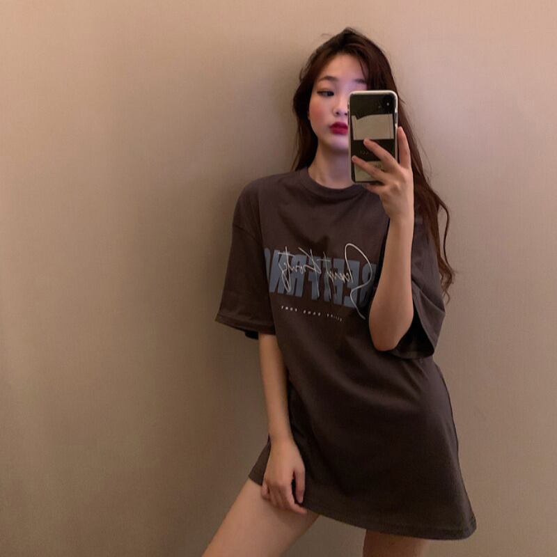 レトロなプリントのミドル丈半袖Tシャツレディースサマールーズバージョンのトップ2020ニューグレーインタイド ブラックストロベリース13686769823