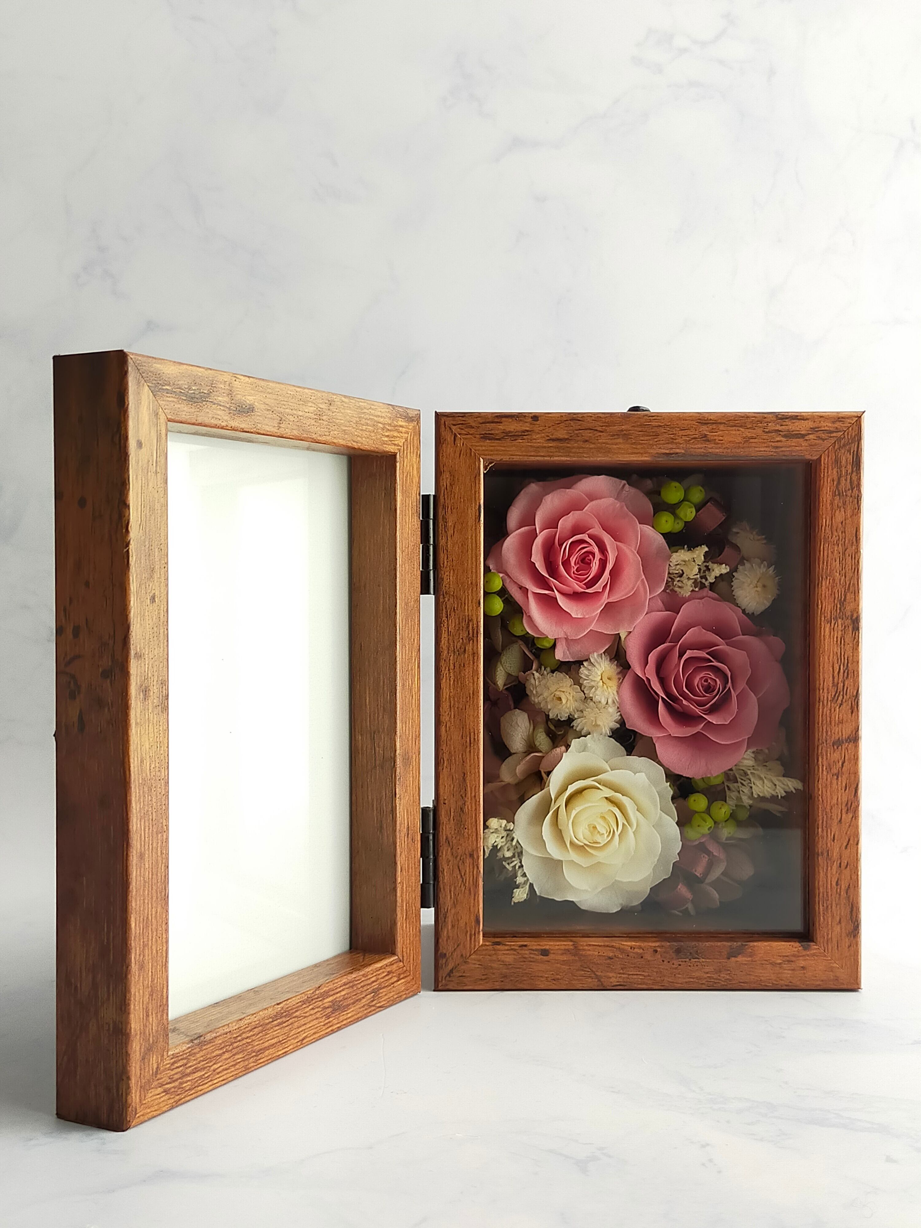 プリザーブドフラワー フォトフレーム 西宮市のスカンディアモスアレンジはichimaki いちまき