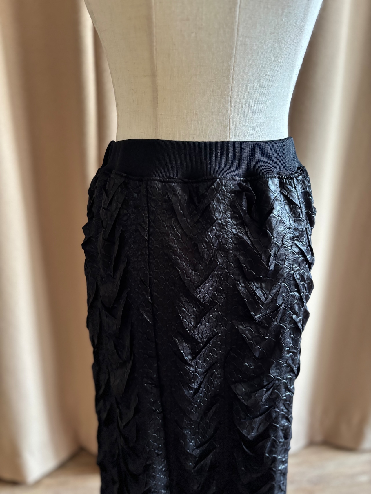 black mode design stretch long skirt-5093-12