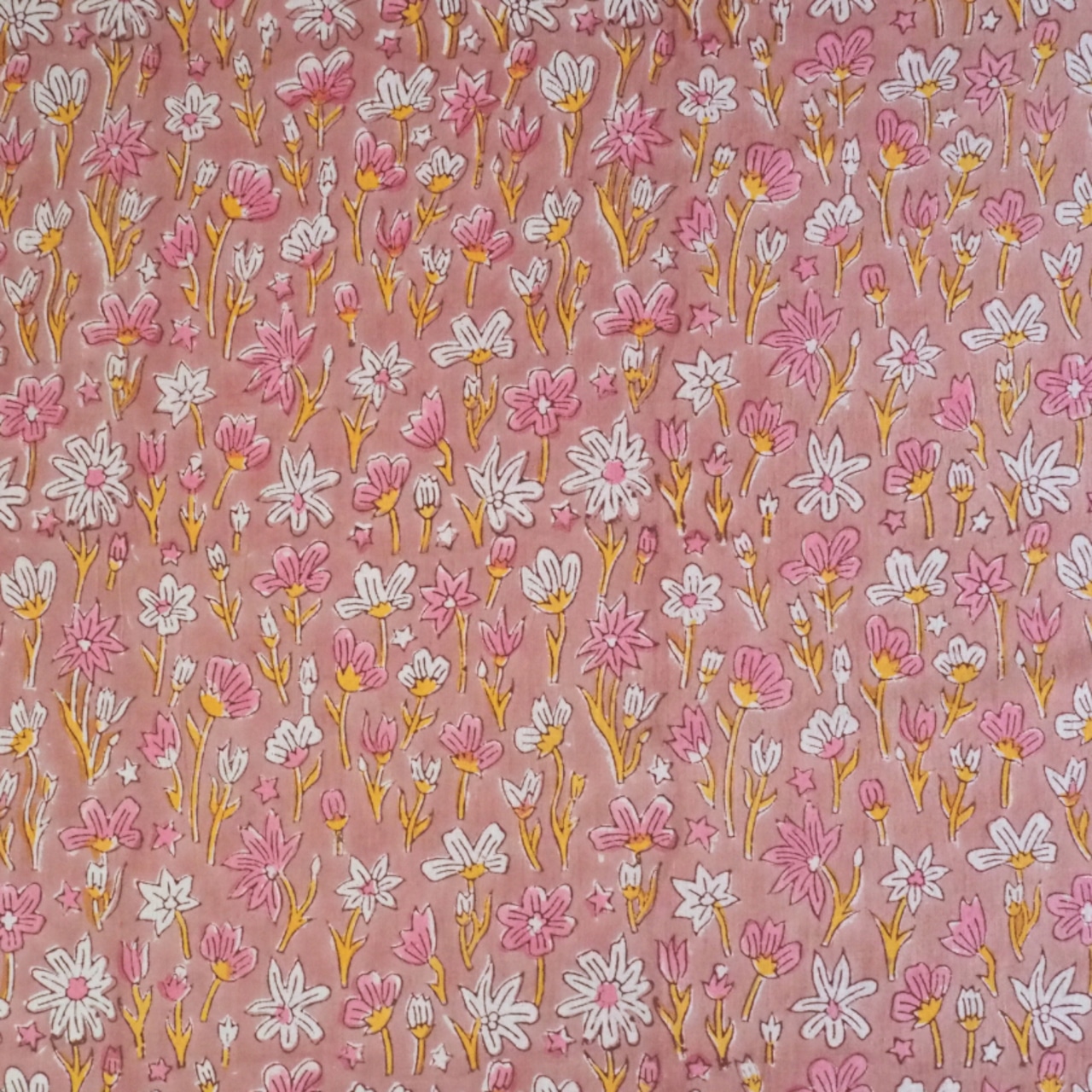 ブロックプリント生地【50cm単位】インド綿 花柄 くすみピンク×イエロー×白 #56124-PK1