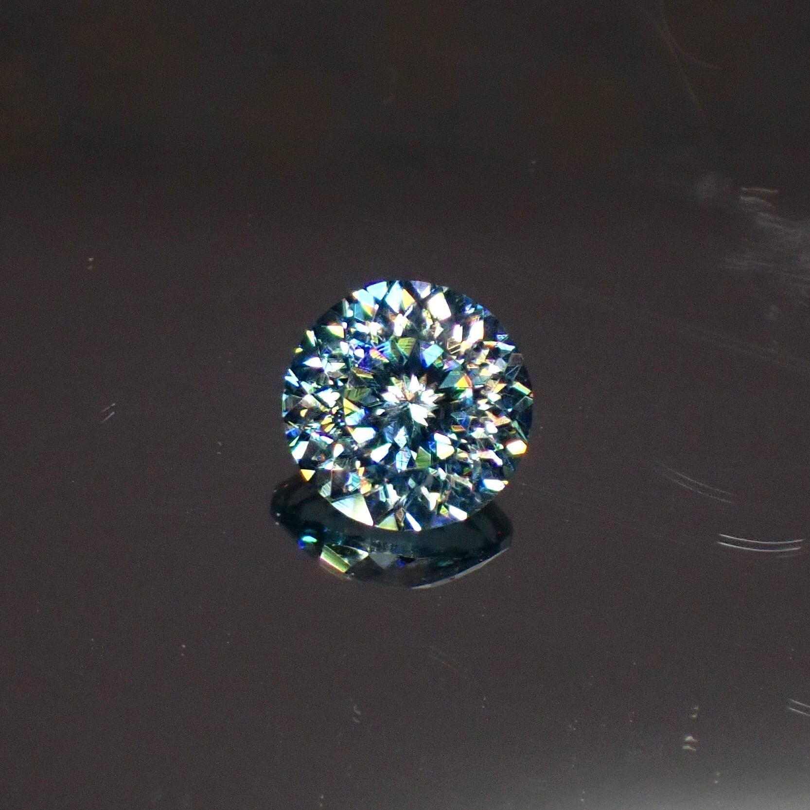 【Bright Brilliant Cut™️ “129 Facets” 】光を極める、究極の輝き 0.78ct 天然 ブルージルコン