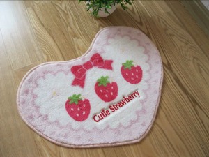 【予約商品】いちご柄/玄関マット/バスマット