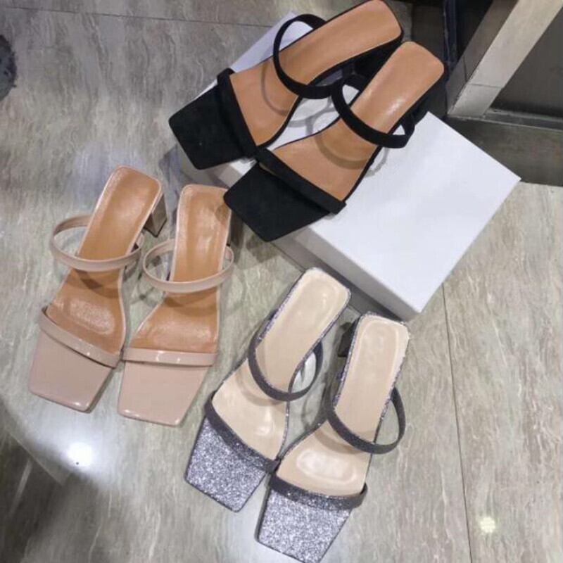 【新作】【送料無料】 セクシーなスクエアヘッドレディヒールスリッパブラックホワイトシルバーシックヒールヒールサマーレディスリッパ ミュール 靴 シューズ 夏物 銀 スクウェア 10b379518024676