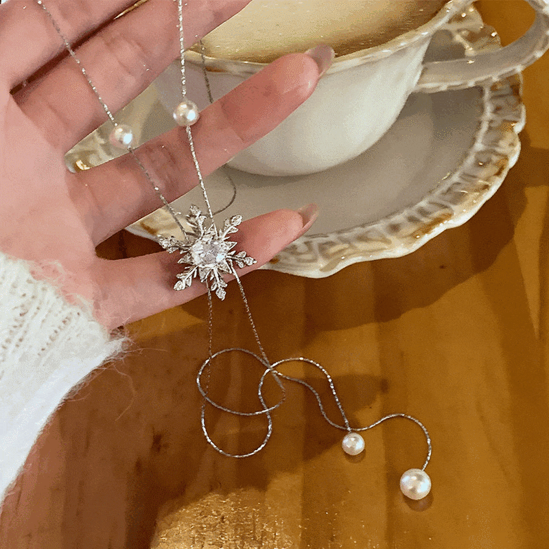 tomr雪の結晶 パール&ジルコニア 調節ネックレス