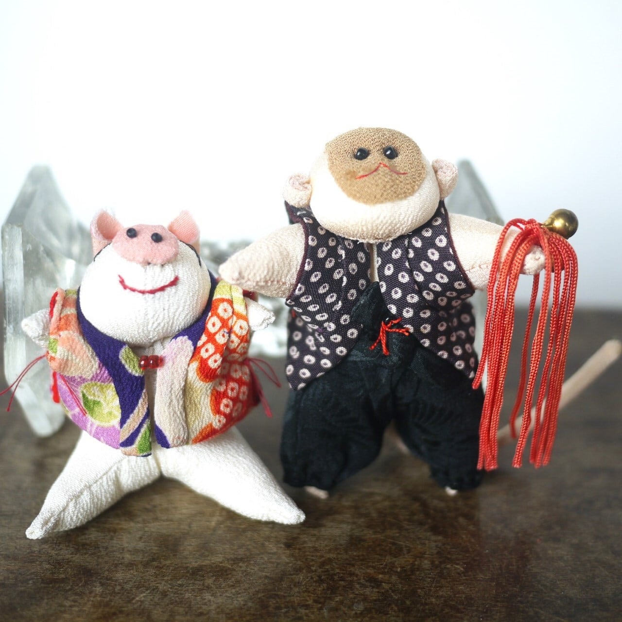 縮緬細 半纏を着た猿と豚 日本