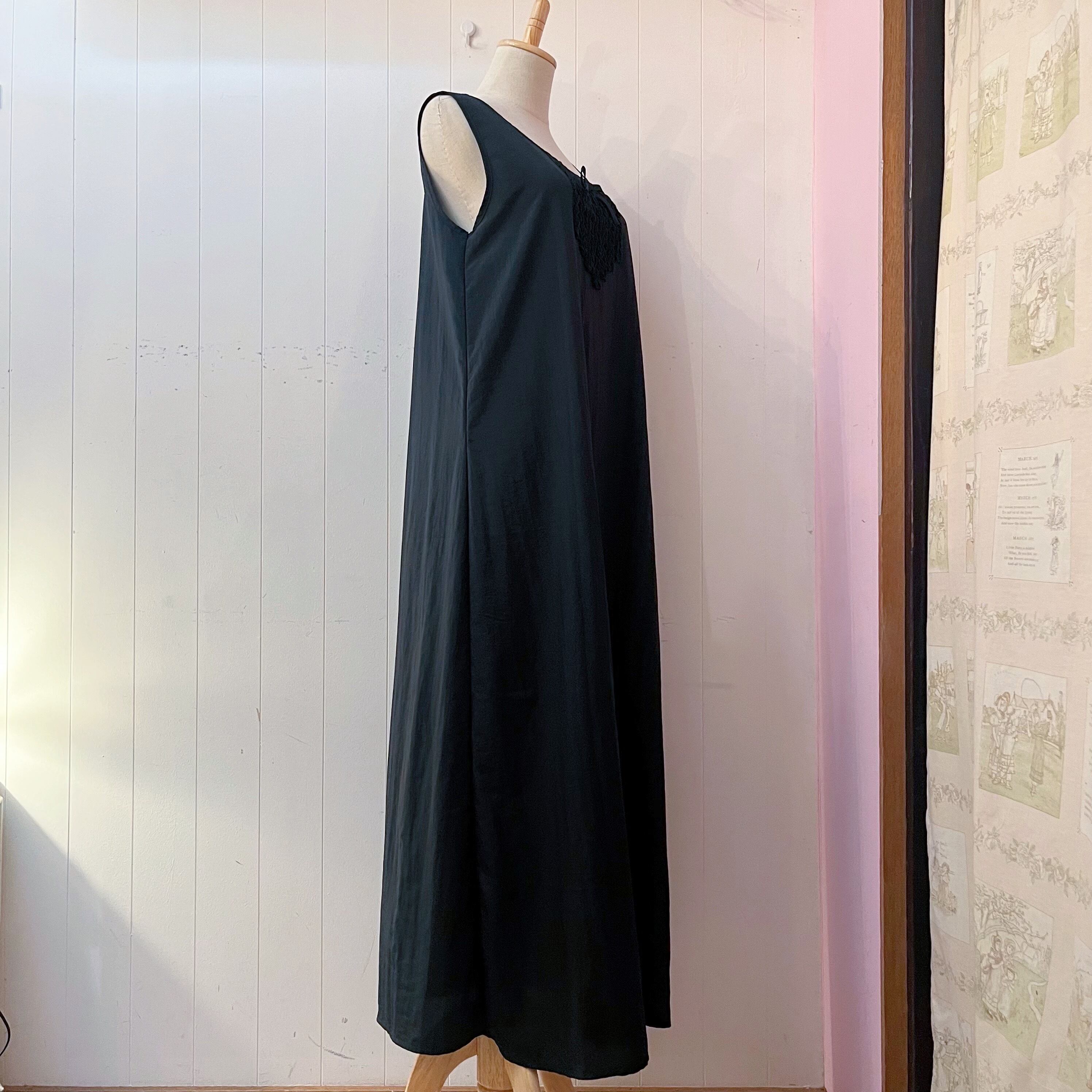 black frill ribbon jumper skirt