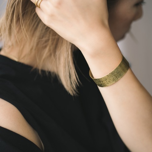 無垢真鍮のバングル｜W20mm