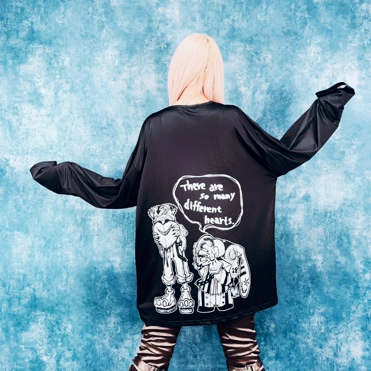 5時間限定タイムセール】HEART ART LONG CUTSEW 【袖ZIP＆サイド