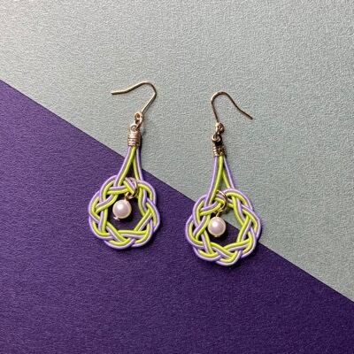 *相生結びとガラスビーズのピアス*【No.151】 水引ピアス：相生結び+スワロ［改定］ | sna DESIGN and craft works