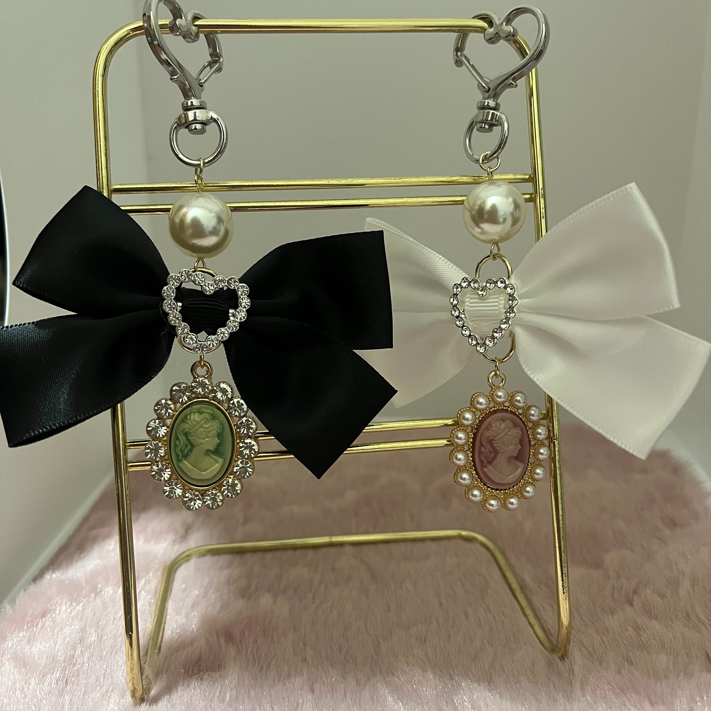 リボン×キラキラ×カメオ チャーム | stellar－揺れるハンドメイド