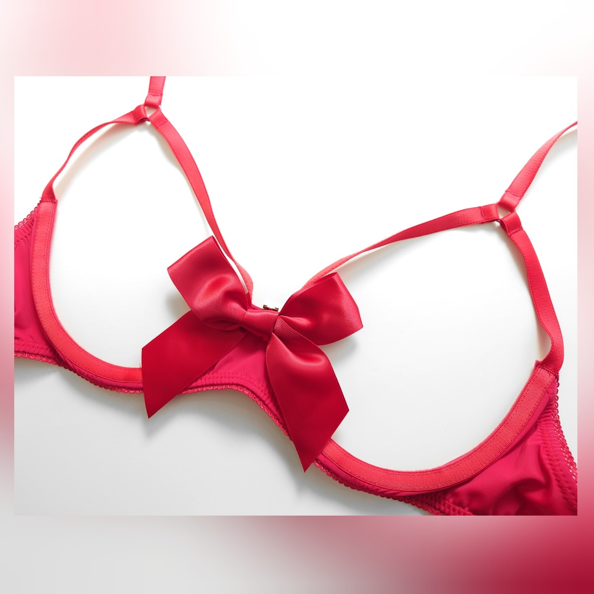 Soutien-gorge Seins Nus Maison Close - Taille 40 - Rouge Avec Nœud - Neuf Avec étiquettes