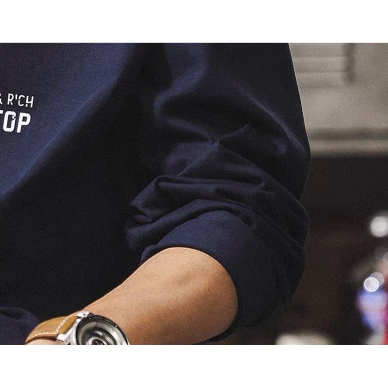 Circle logo long sleeve tee 1284 - 9