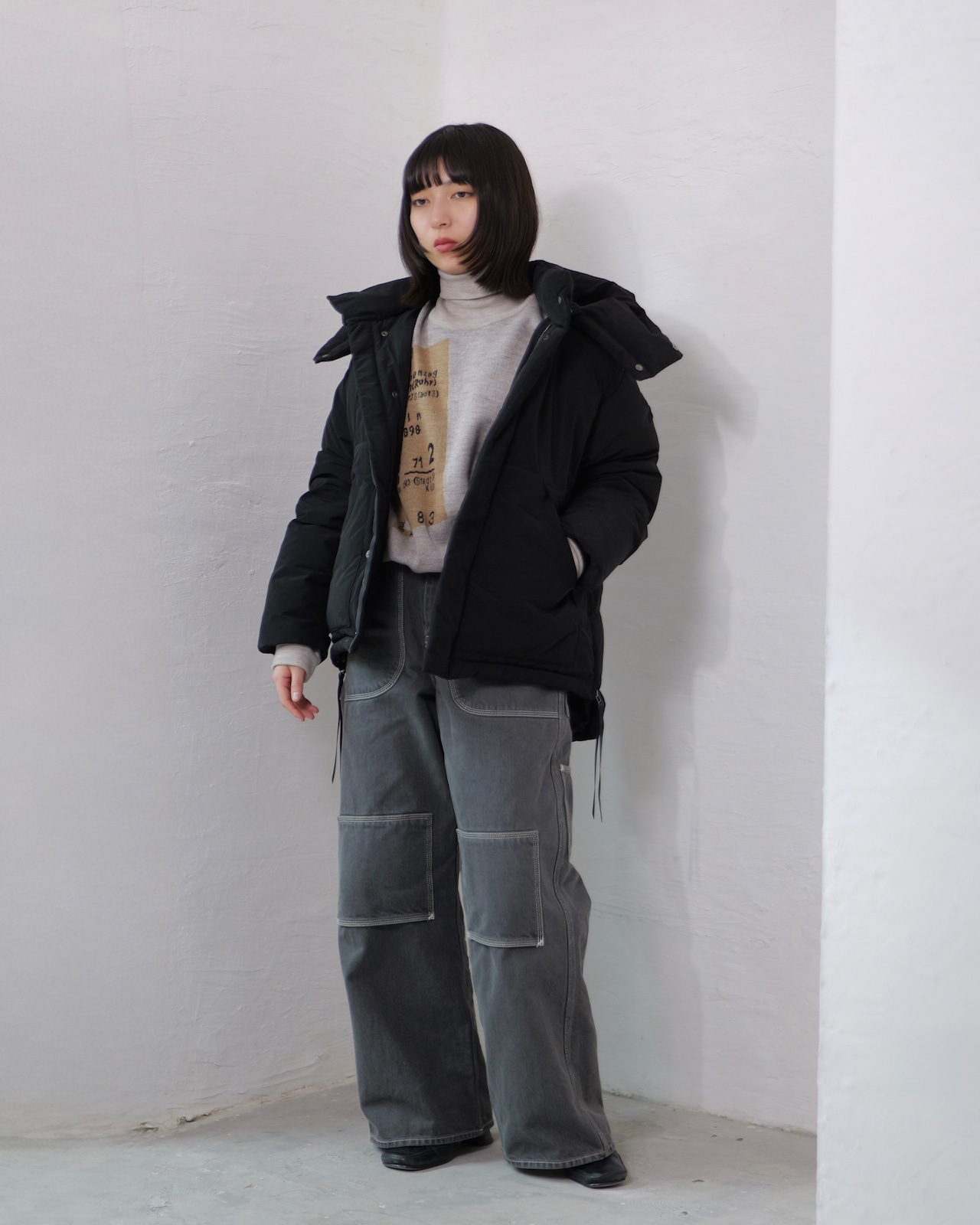 FOURAM - SEAMLESS SHORT DOWN :Black|シームレス/ショート丈/グースダウン700+