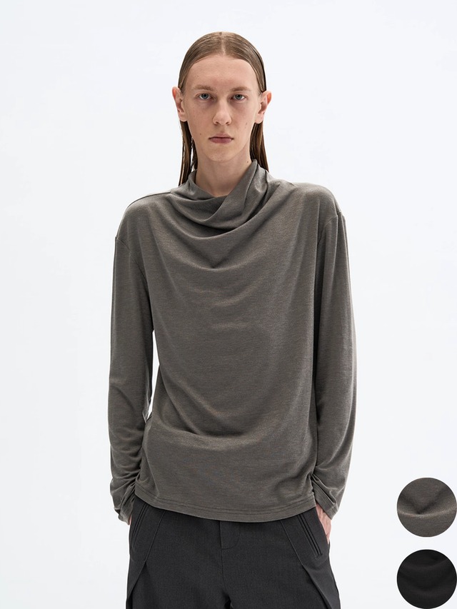 SLIGHT VOGUE Double-Line Turtleneck Knit