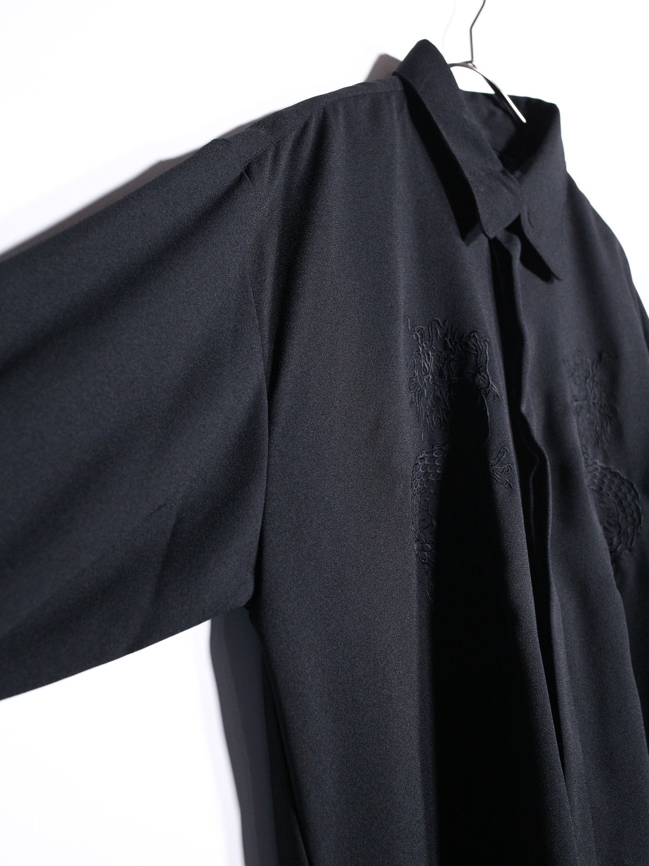 龍 embroidery oversize shirt - 12