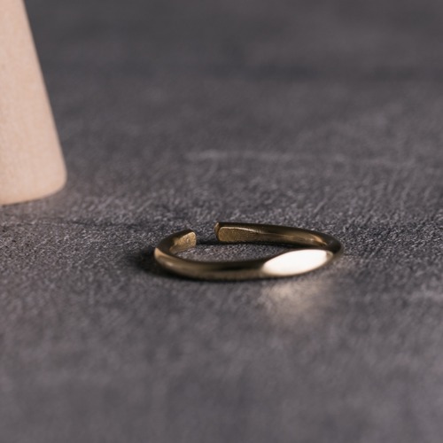 スリットリング｜Φ2mm プレス仕上げ〈無垢真鍮〉