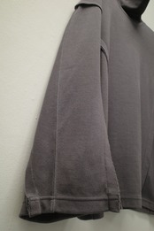 予約販売 | i’m here : - “SLIT” JERSEY ：Gray｜スリットタートル／フライス素材／キモノスリーブ／カットオフ仕様／立体マチ