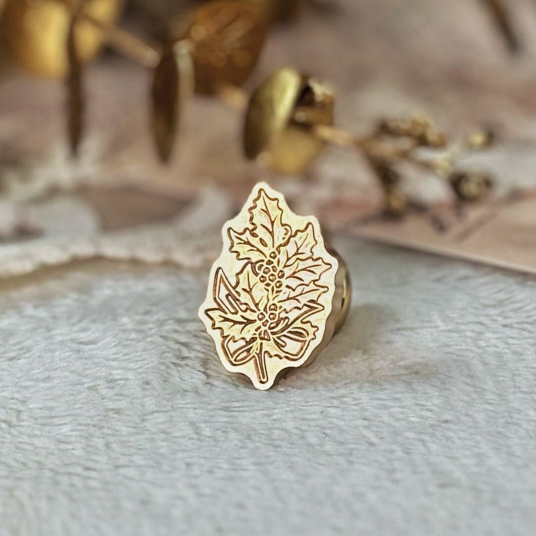 【縦19㎜×横17㎜】ダイカット クリスマスリーフ