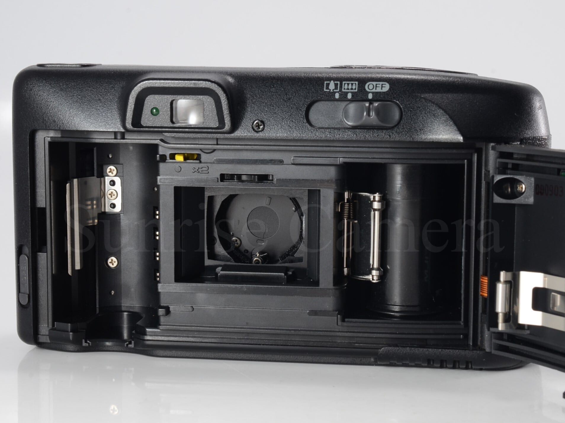 Canon Autoboy TELE6 DATE フィルムコンパクトカメラ（60404