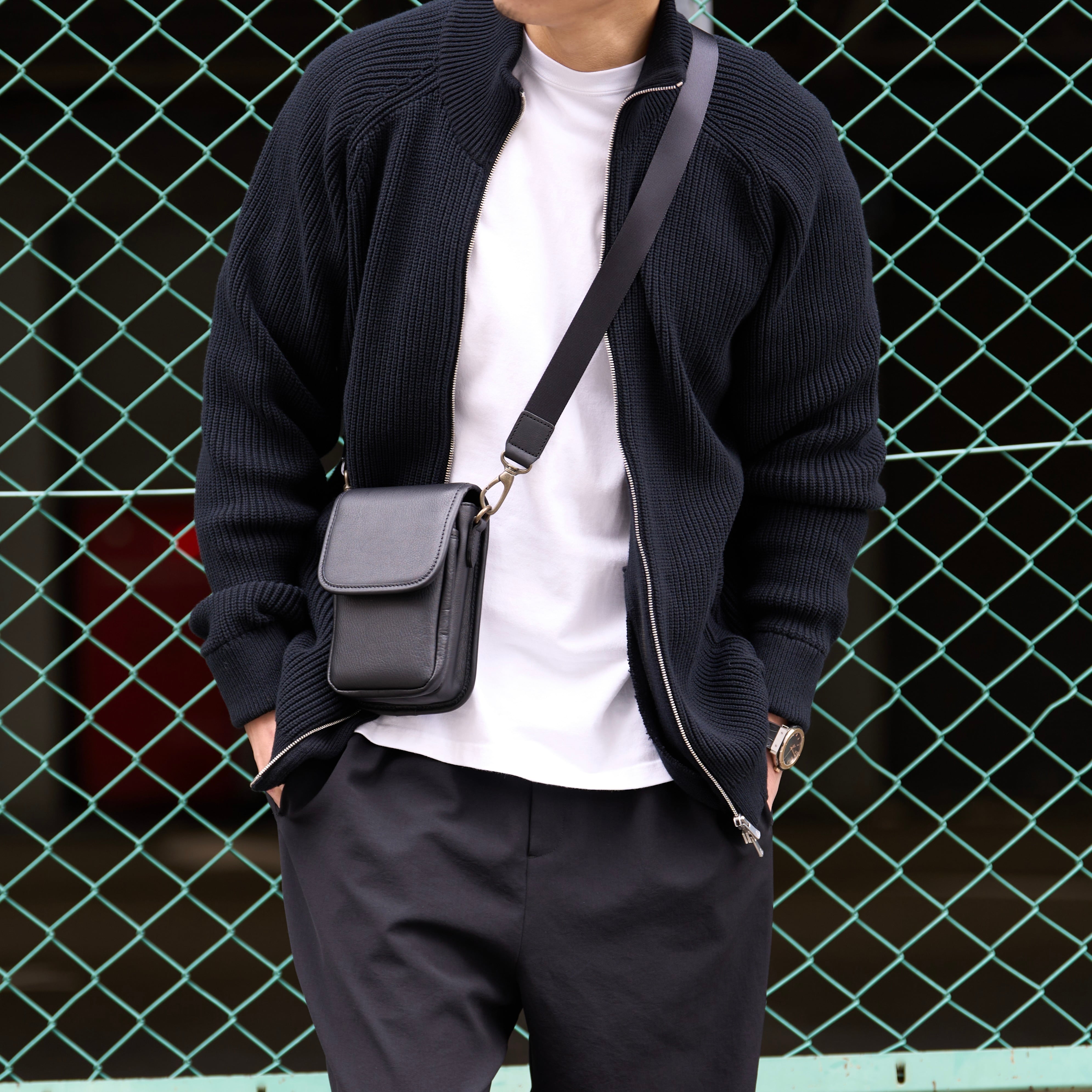 休日のOFFも、仕事のONも。大人の「ドライバーズニット」 | 「Japan