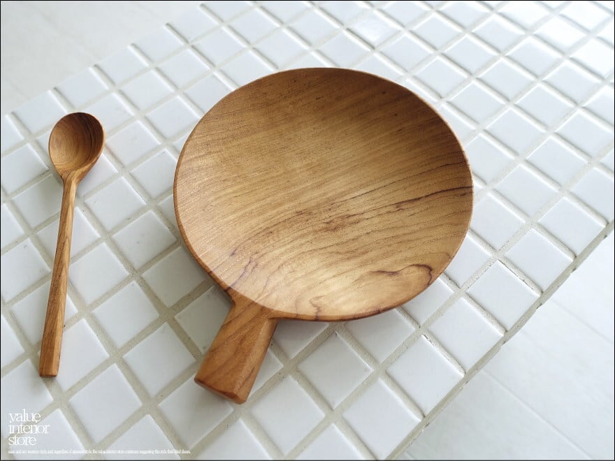 チーク無垢材 ハンドルプレート丸S 小皿 木のお皿 お皿 ソーサー 木製プレート アウトドア食器 取り皿 木製食器 手作り