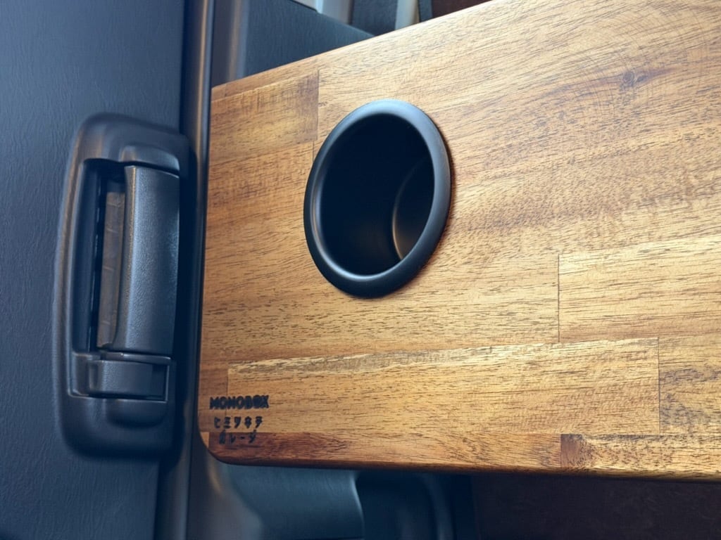 MONOBOX：ワンタッチリアテーブル（ハイエース ワイド用） | TRISTAR