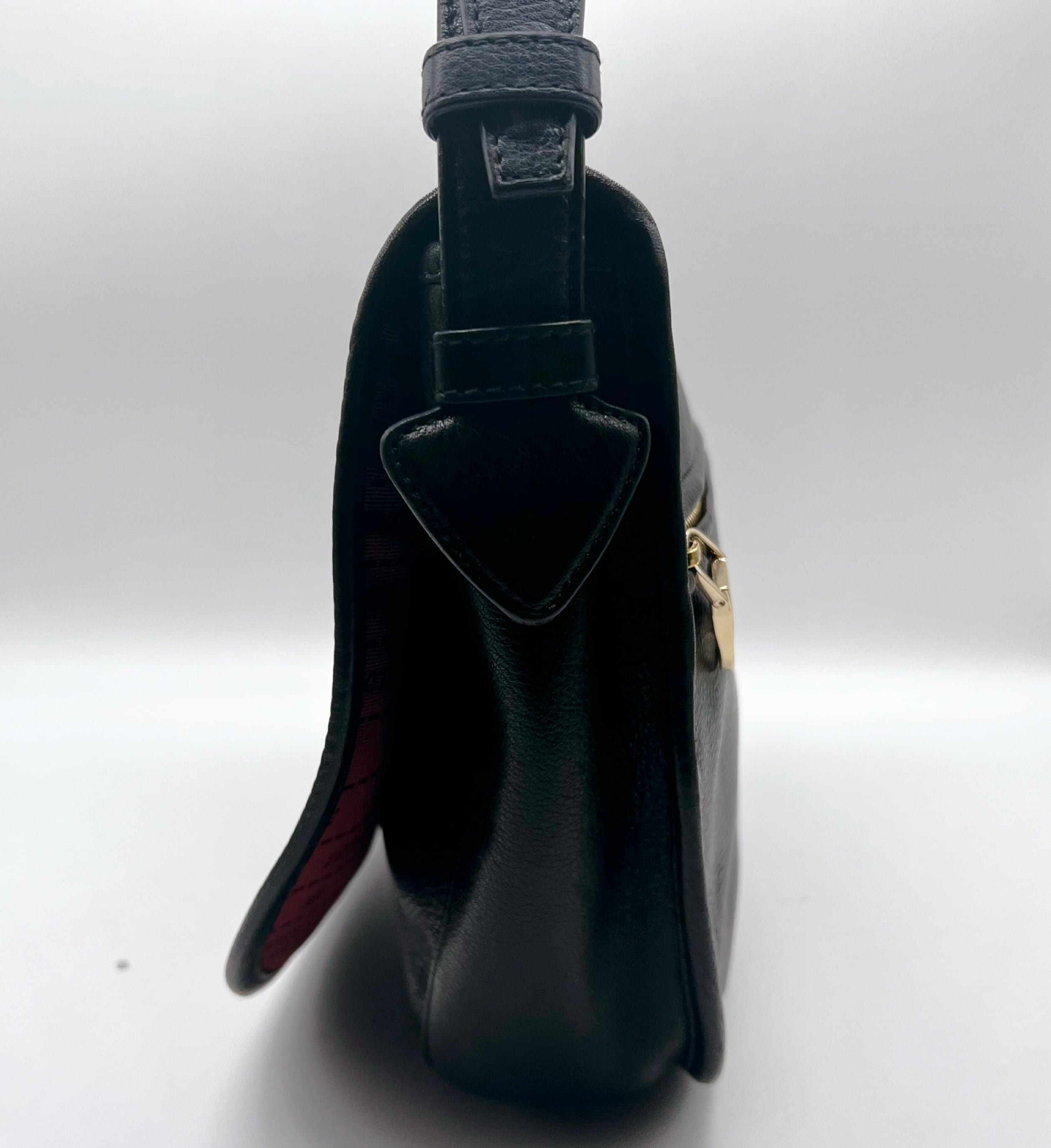 LOEWE】ロエベ ヘリテージ レザー ショルダーバッグ | Regalia.japan LOEWE】ロエベ ヘリテージ レザー ショルダーバッグ | Regalia.japan