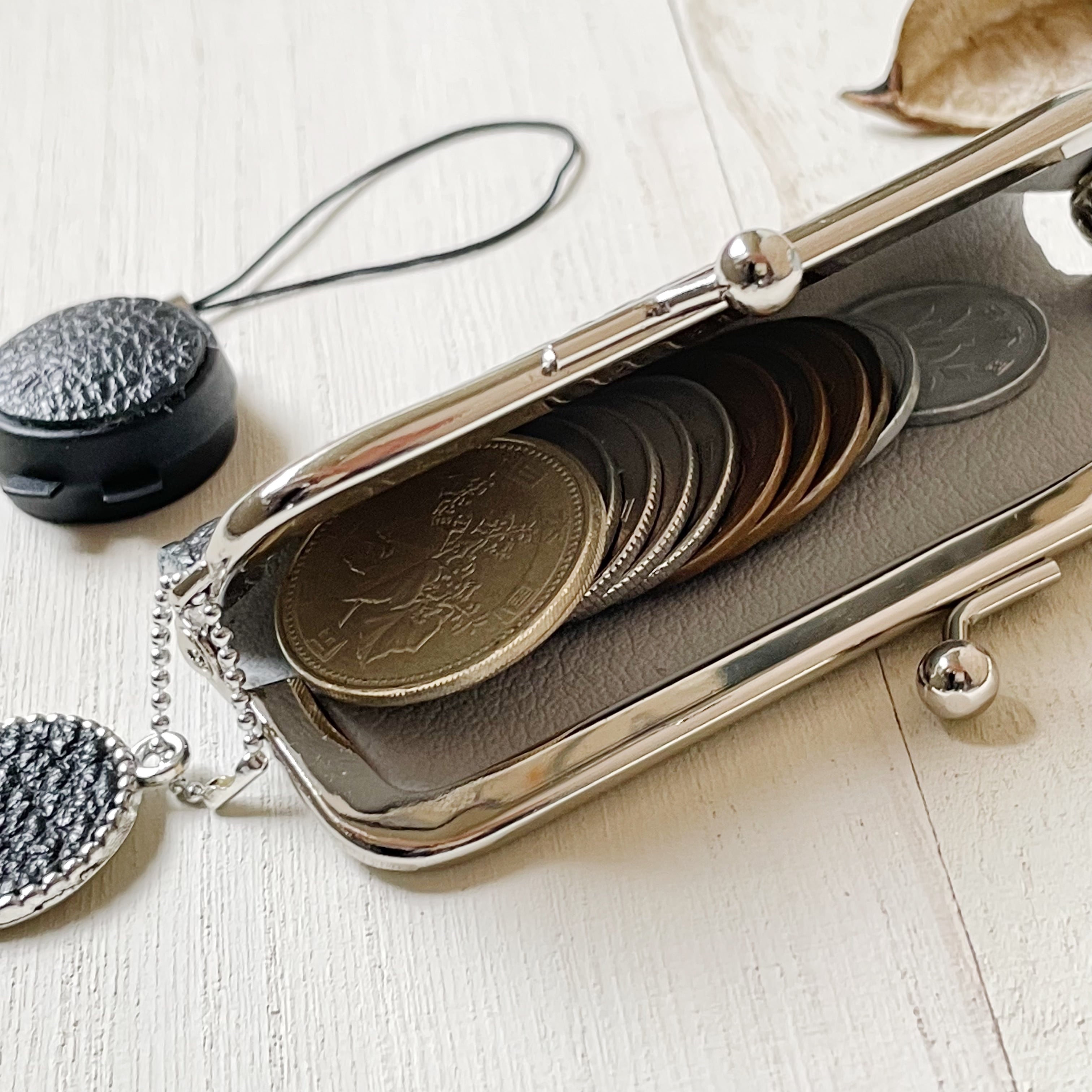 コンパクトコインケースplus(field of flower-ミナペルホネンデザイン