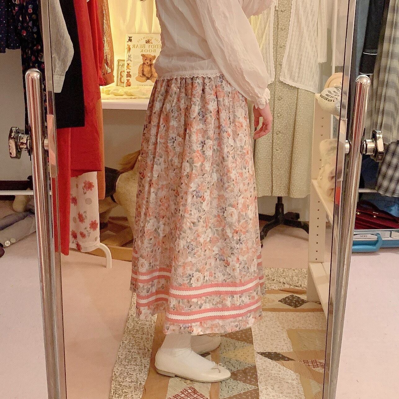 60s pink flower tape skirt