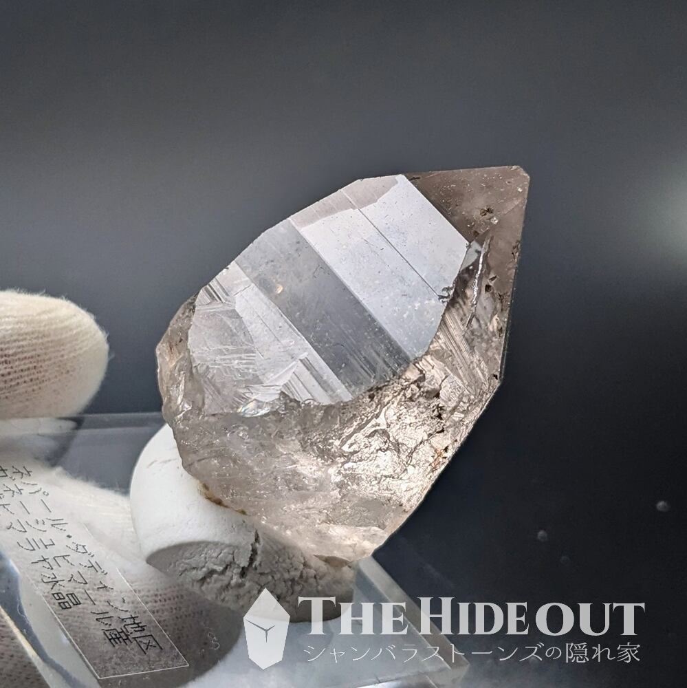 ヒマラヤ水晶オールドストック原石標本029 クリアなのに「色み」を