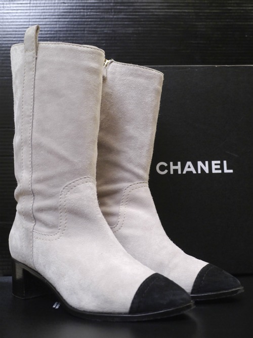 美品★CHANEL シャネル CCマーク 2トーン切替 スエードレザー ローヒール ブーツ 37C★上質な2トーンスエードにヒールのココマークが主張♪