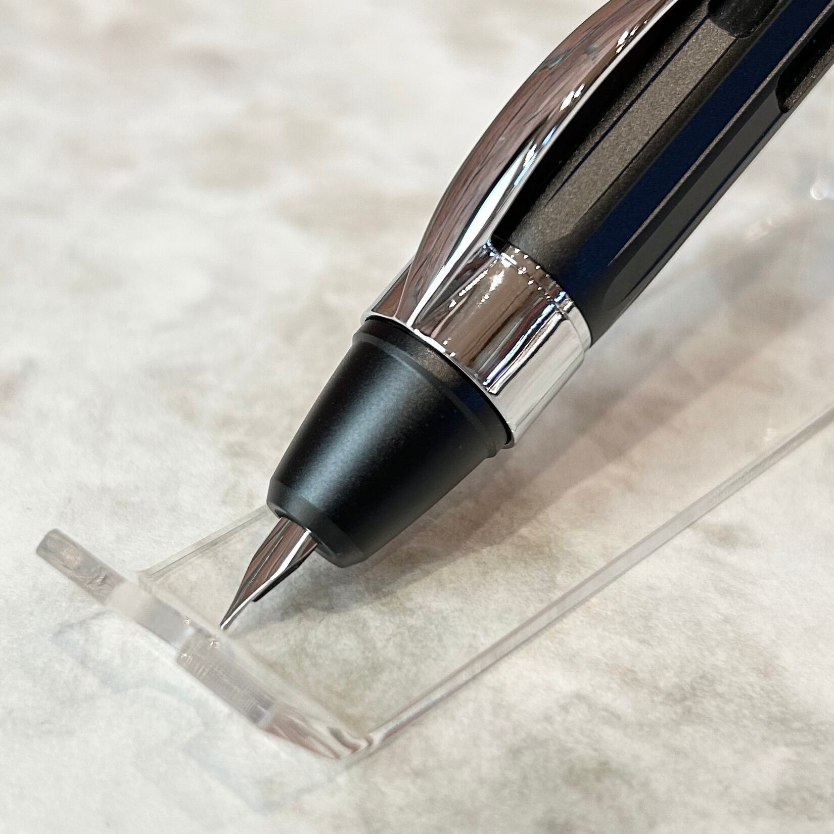 ナーヴァル エクリプス万年筆「ブラックシルバー（スライドノック式