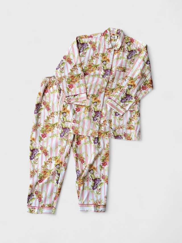 【KENZO PARIS 】floral and striped collage design nightwear dead stock